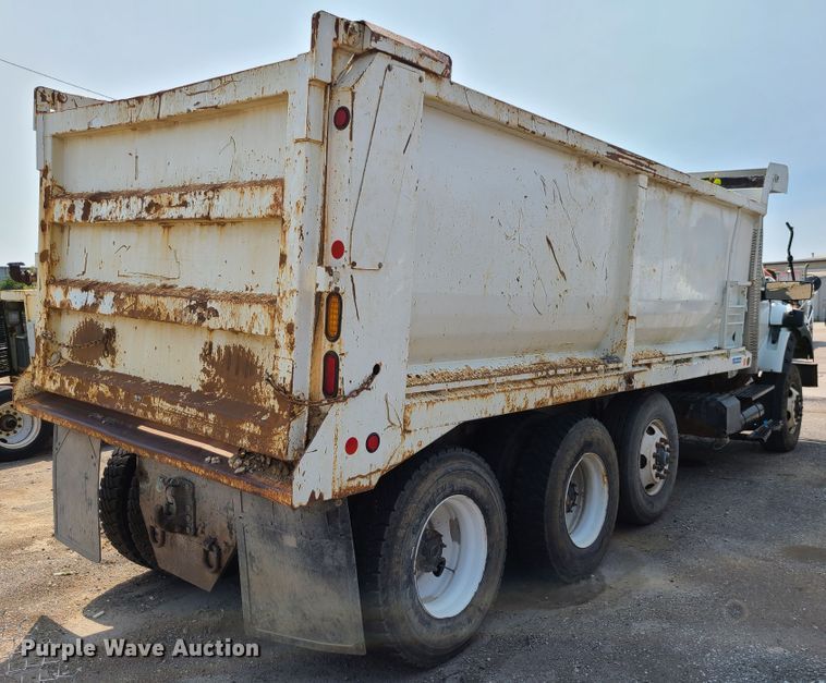 image for item DI6106 2013 International WorkStar 7600  dump truck