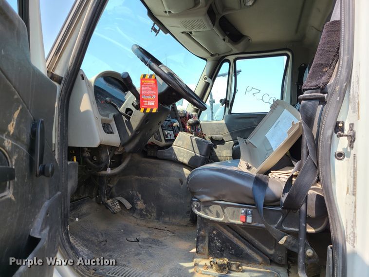 image for item DI6106 2013 International WorkStar 7600  dump truck