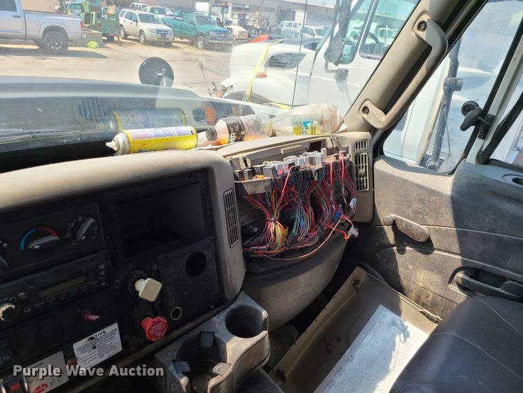 image for item DI6106 2013 International WorkStar 7600  dump truck