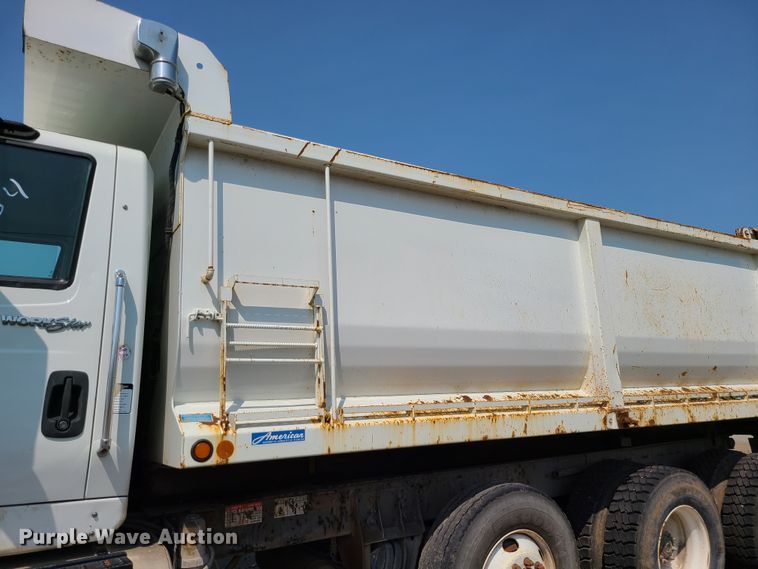 image for item DI6106 2013 International WorkStar 7600  dump truck