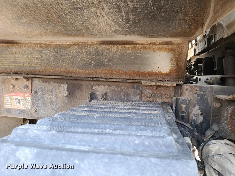 image for item DI6106 2013 International WorkStar 7600  dump truck