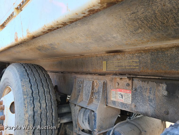 image for item DI6106 2013 International WorkStar 7600  dump truck