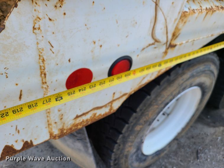 image for item DI6106 2013 International WorkStar 7600  dump truck