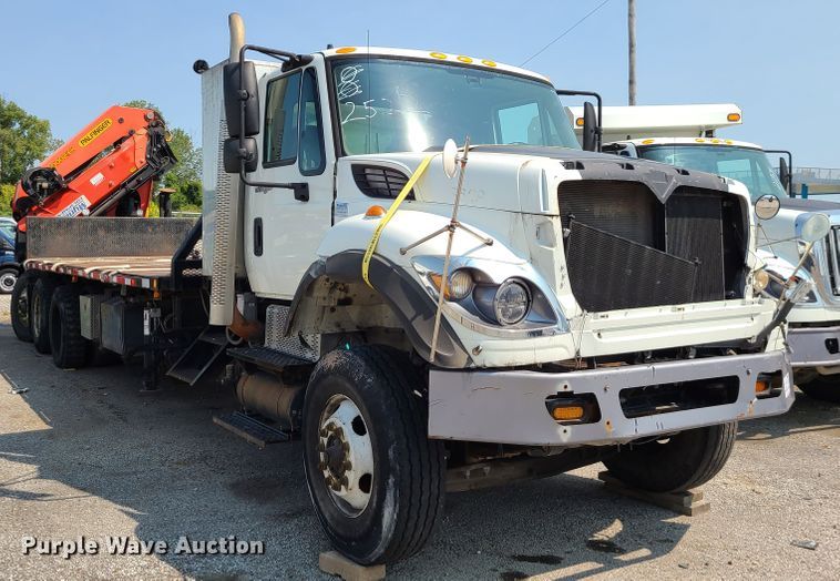 image for item DI6107 2012 International WorkStar 7500  crane truck