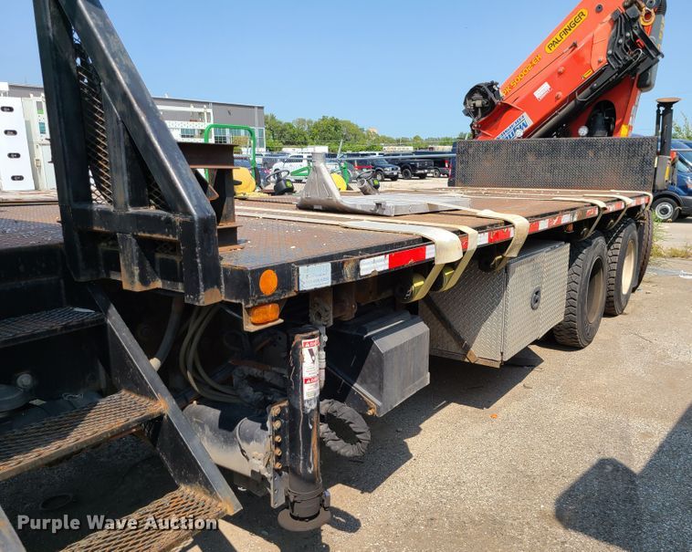 image for item DI6107 2012 International WorkStar 7500  crane truck