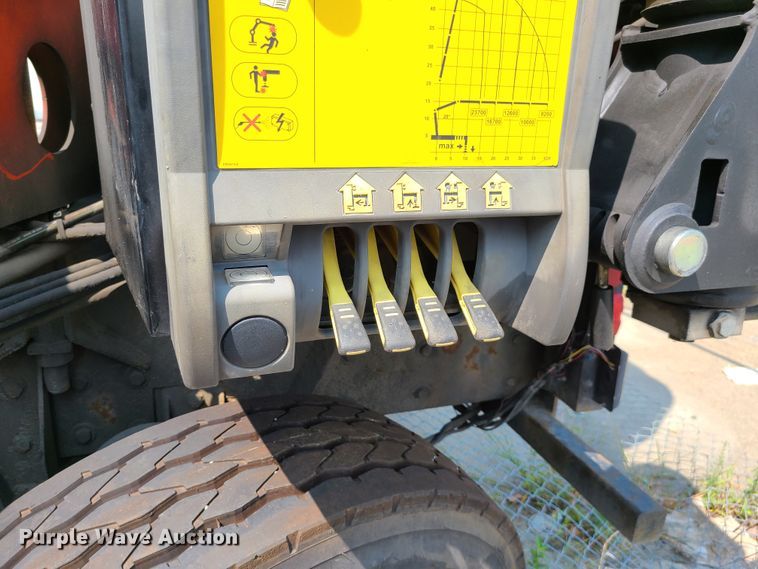 image for item DI6107 2012 International WorkStar 7500  crane truck