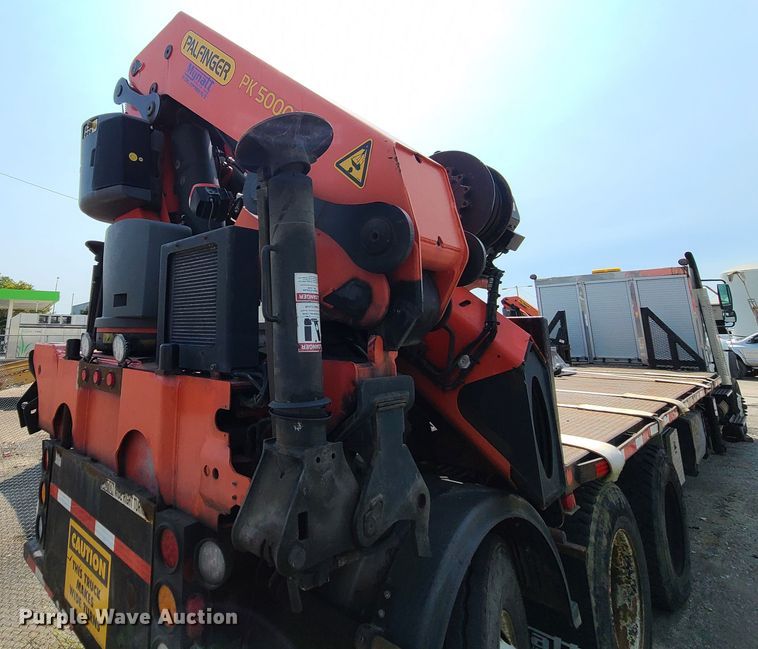 image for item DI6107 2012 International WorkStar 7500  crane truck