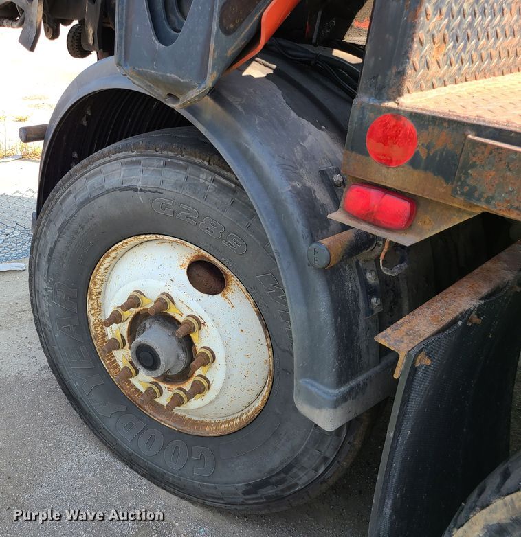 image for item DI6107 2012 International WorkStar 7500  crane truck