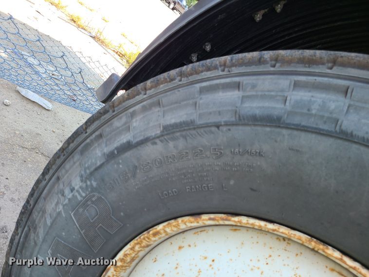 image for item DI6107 2012 International WorkStar 7500  crane truck