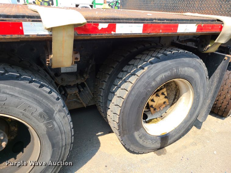 image for item DI6107 2012 International WorkStar 7500  crane truck