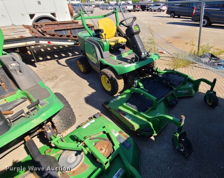 image for item DI6111 John Deere 1445  lawn mower