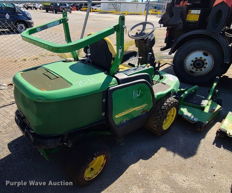 image for item DI6111 John Deere 1445  lawn mower