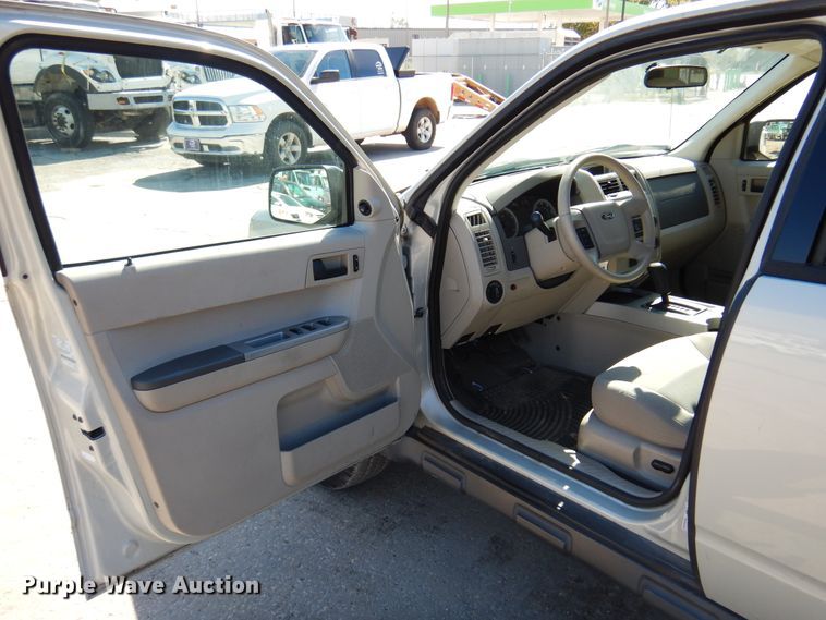 image for item DI6113 2008 Ford Escape  SUV