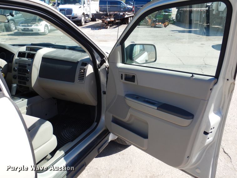 image for item DI6113 2008 Ford Escape  SUV