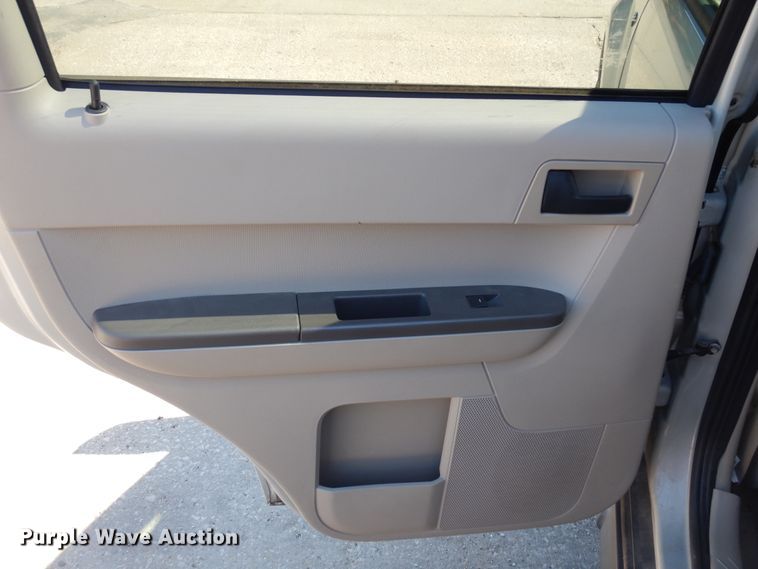 image for item DI6113 2008 Ford Escape  SUV