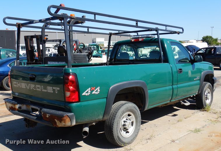 image for item DI6114 2006 Chevrolet Silverado 2500HD  pickup truck