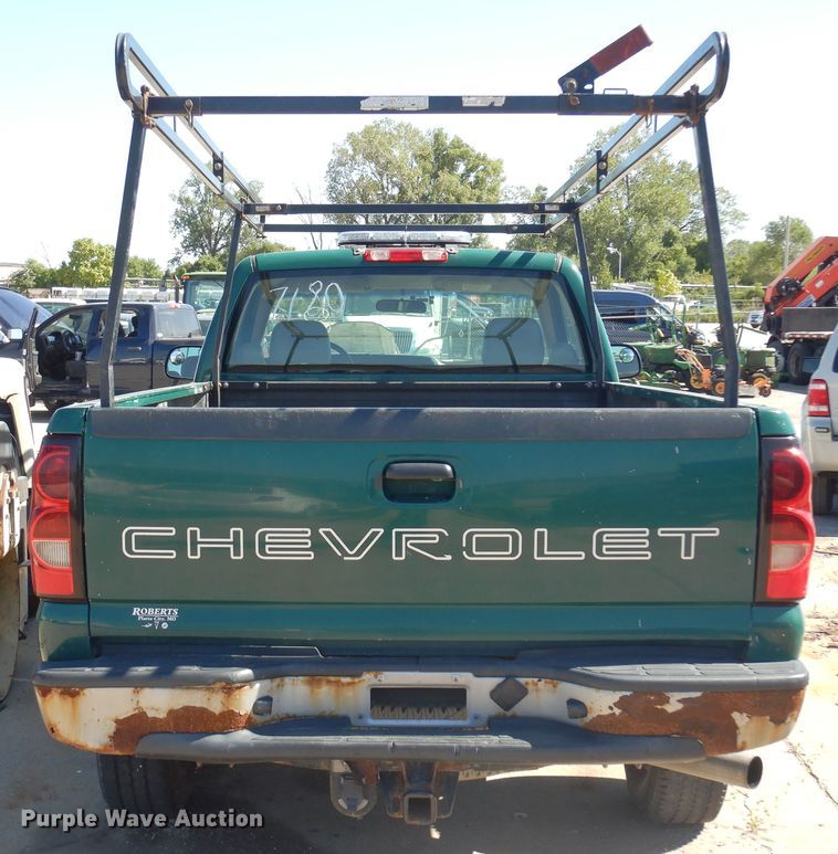 image for item DI6114 2006 Chevrolet Silverado 2500HD  pickup truck