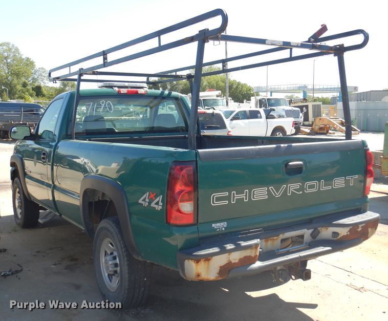 image for item DI6114 2006 Chevrolet Silverado 2500HD  pickup truck