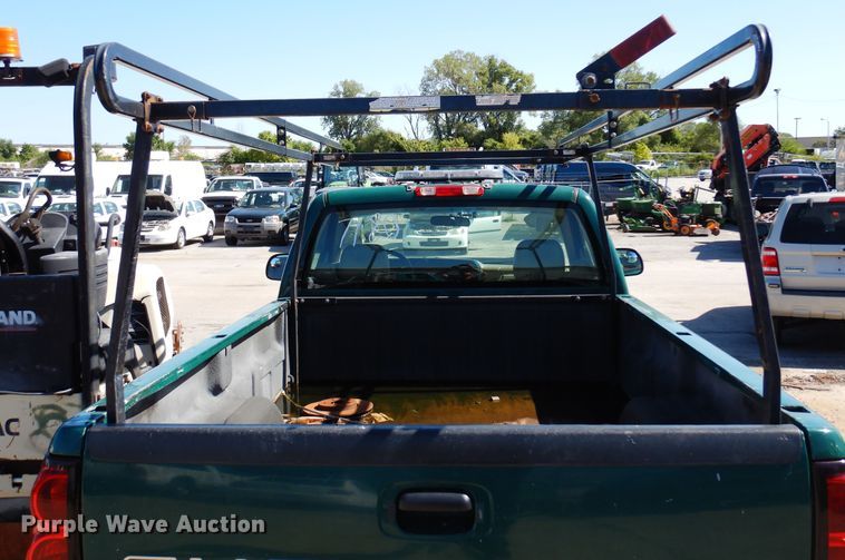 image for item DI6114 2006 Chevrolet Silverado 2500HD  pickup truck