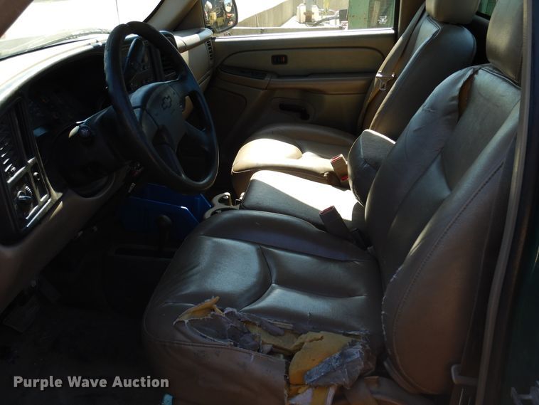 image for item DI6114 2006 Chevrolet Silverado 2500HD  pickup truck