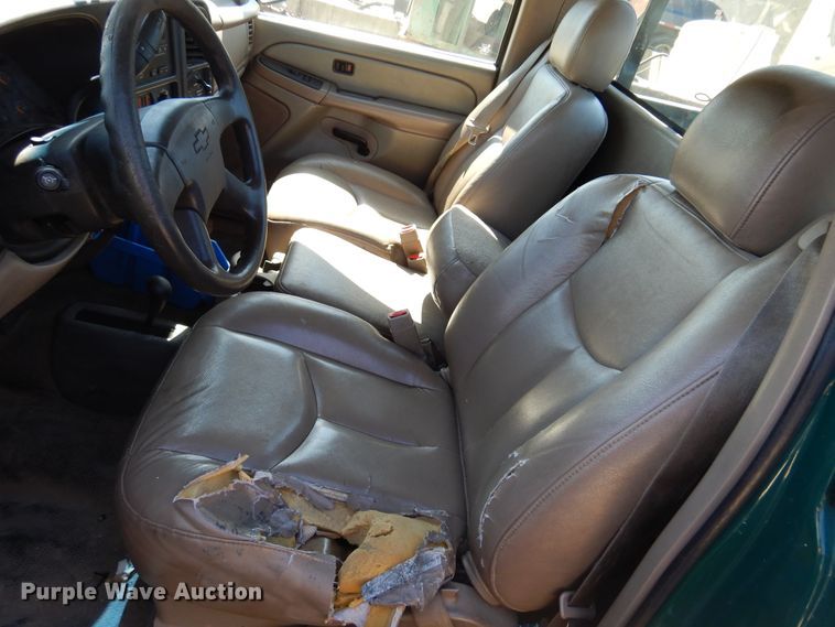 image for item DI6114 2006 Chevrolet Silverado 2500HD  pickup truck