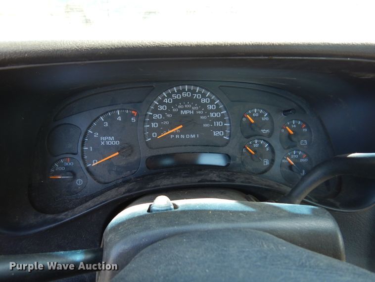 image for item DI6114 2006 Chevrolet Silverado 2500HD  pickup truck