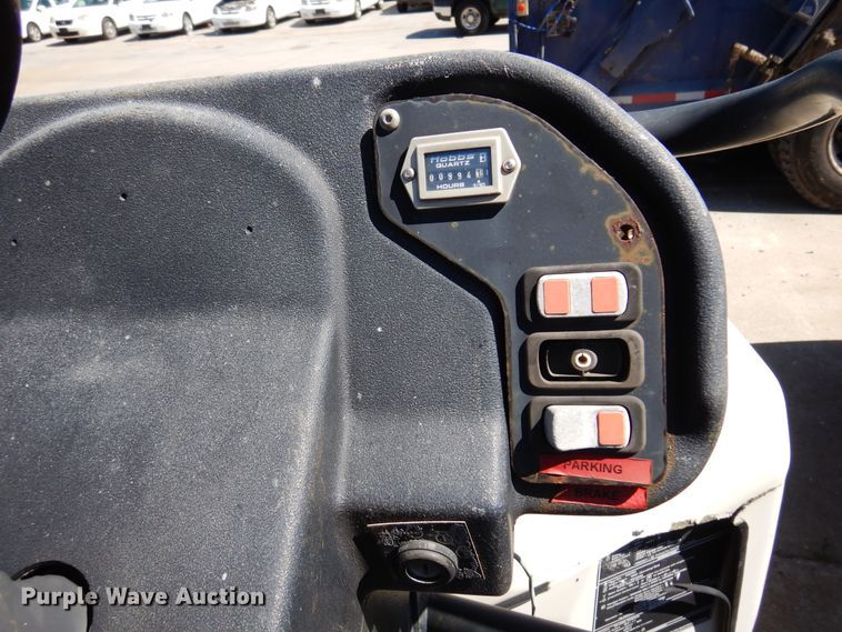 image for item DI6115 2000 Ingersoll Rand DD-24  double drum vibratory roller