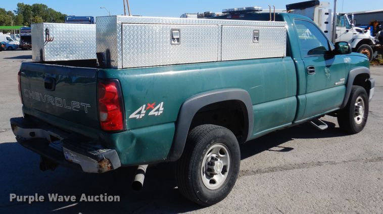 image for item DI6118 2006 Chevrolet Silverado 2500HD  pickup truck