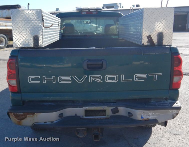 image for item DI6118 2006 Chevrolet Silverado 2500HD  pickup truck