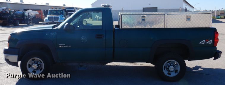 image for item DI6118 2006 Chevrolet Silverado 2500HD  pickup truck