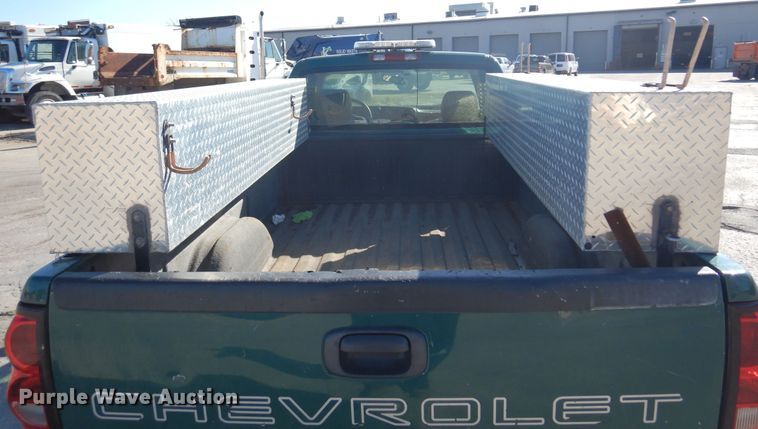 image for item DI6118 2006 Chevrolet Silverado 2500HD  pickup truck