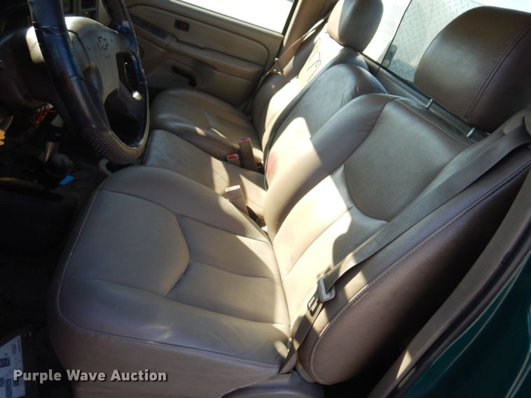 image for item DI6118 2006 Chevrolet Silverado 2500HD  pickup truck