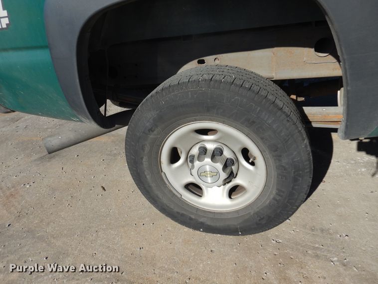 image for item DI6118 2006 Chevrolet Silverado 2500HD  pickup truck