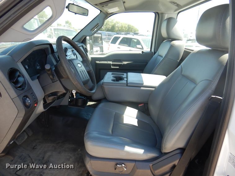 image for item DI6119 2012 Ford F350 Super Duty  pickup truck