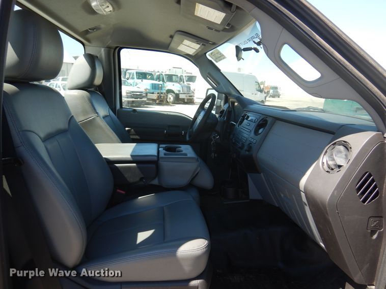 image for item DI6119 2012 Ford F350 Super Duty  pickup truck