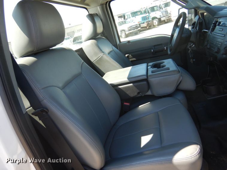 image for item DI6119 2012 Ford F350 Super Duty  pickup truck