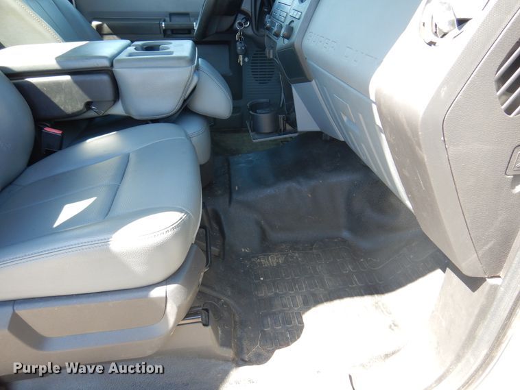 image for item DI6119 2012 Ford F350 Super Duty  pickup truck