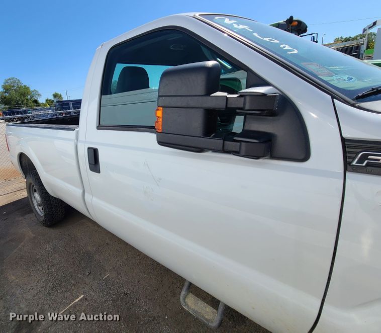 image for item DI6122 2012 Ford F350 Super Duty  pickup truck