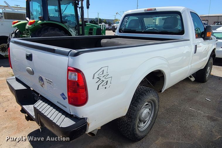 image for item DI6122 2012 Ford F350 Super Duty  pickup truck