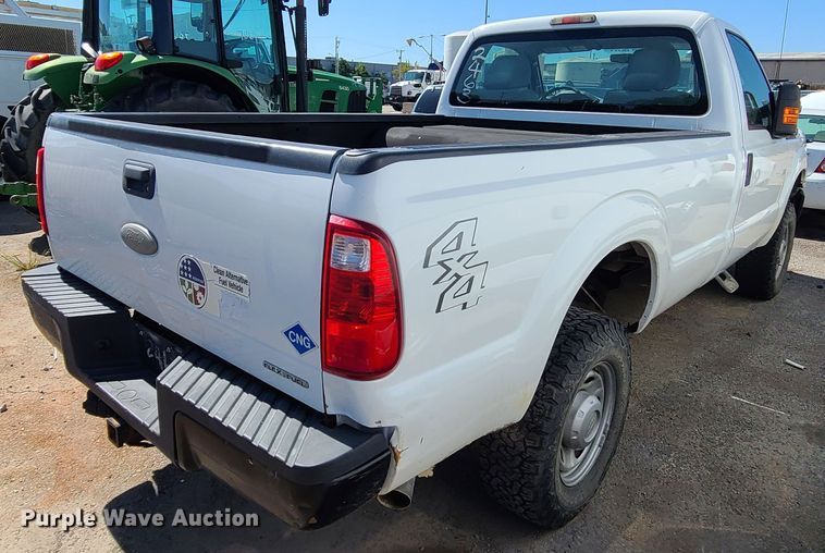 image for item DI6122 2012 Ford F350 Super Duty  pickup truck