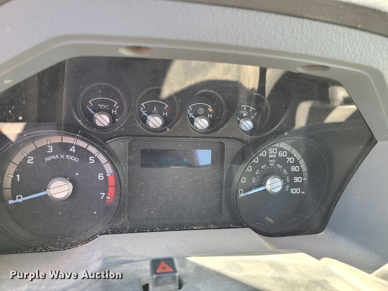 image for item DI6122 2012 Ford F350 Super Duty  pickup truck