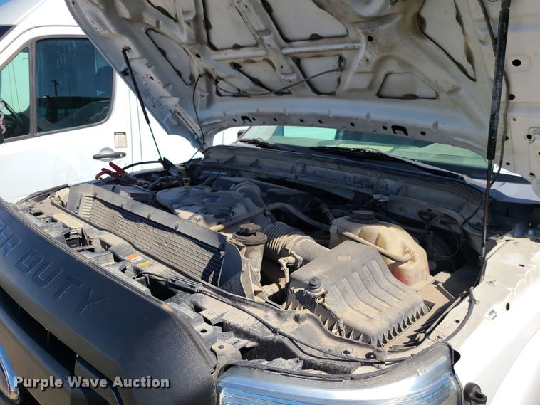 image for item DI6122 2012 Ford F350 Super Duty  pickup truck