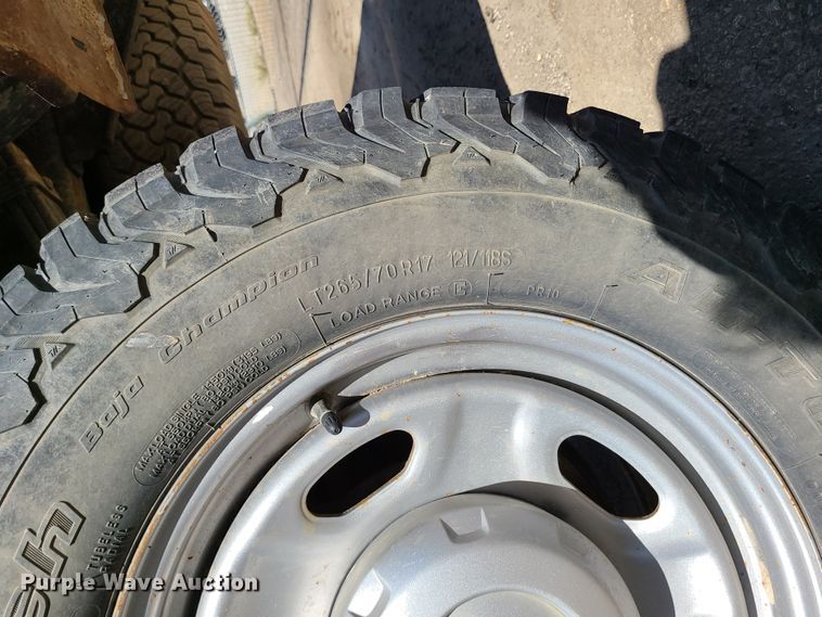 image for item DI6122 2012 Ford F350 Super Duty  pickup truck