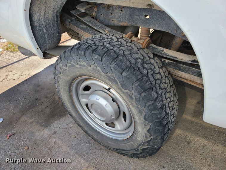 image for item DI6122 2012 Ford F350 Super Duty  pickup truck