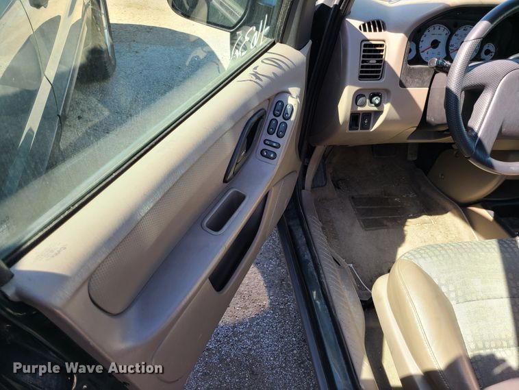 image for item DI6123 2002 Ford Escape  SUV