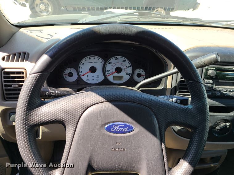 image for item DI6123 2002 Ford Escape  SUV