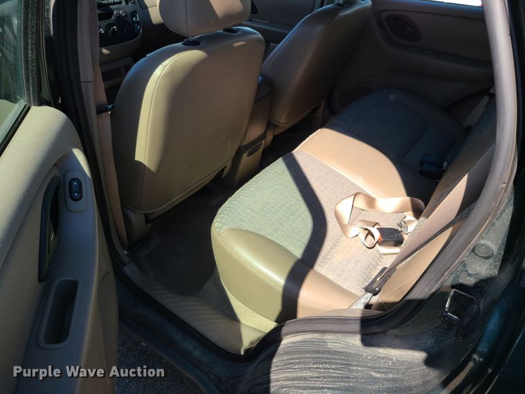 image for item DI6123 2002 Ford Escape  SUV