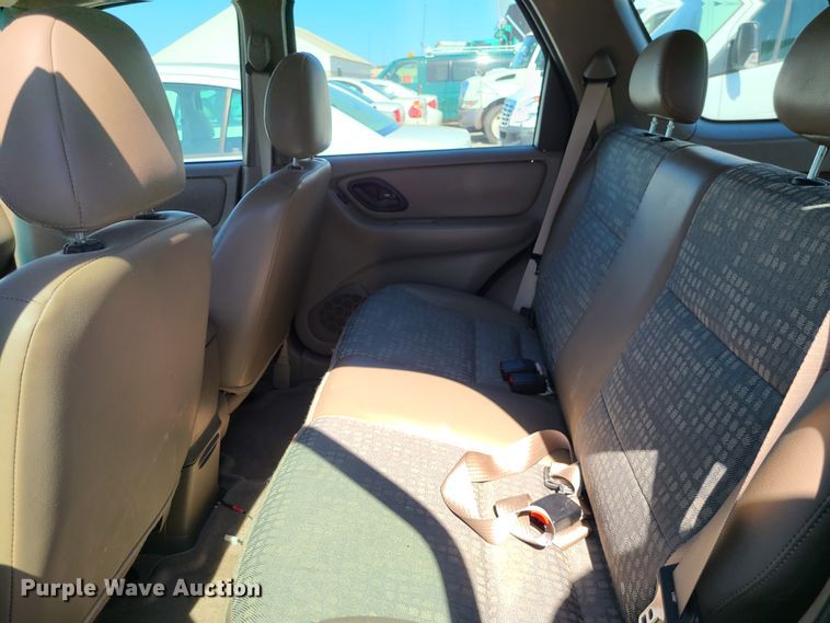 image for item DI6123 2002 Ford Escape  SUV