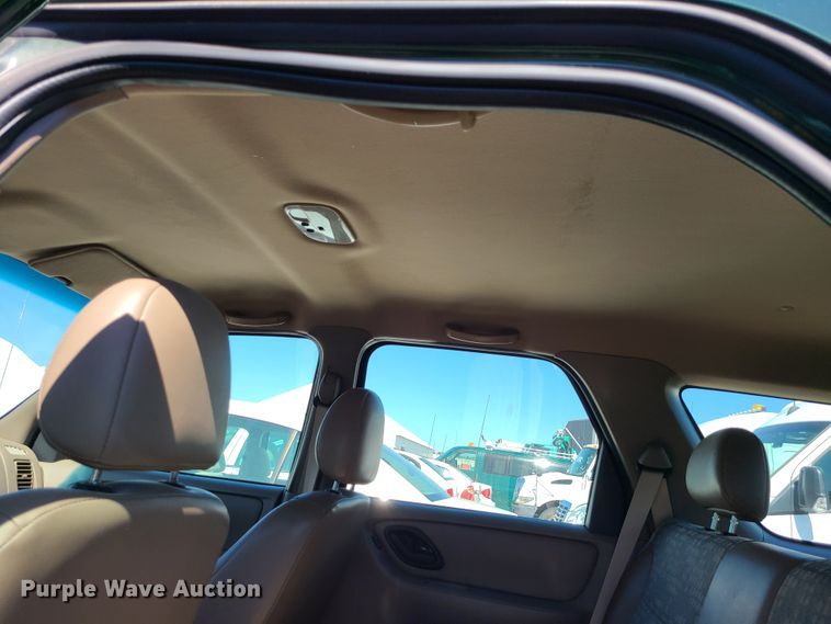 image for item DI6123 2002 Ford Escape  SUV