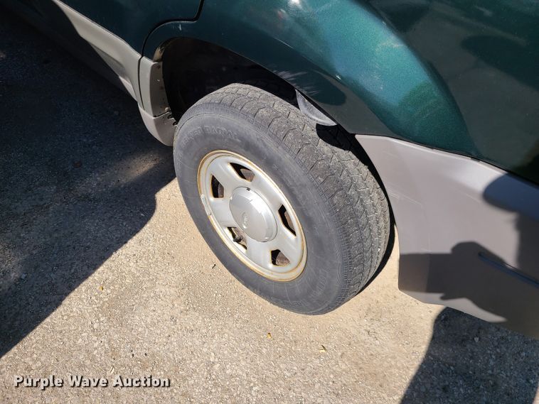 image for item DI6123 2002 Ford Escape  SUV